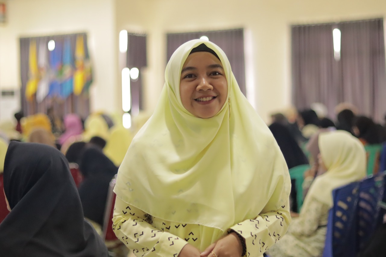 Sekretaris_PW_Nasyiatul_Aisyiyah_Provinsi_Lampung_Jeni_Rahma_(1).jpg